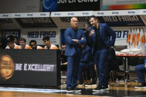 Ο Προμηθέας μπήκε με το αριστερό στο 2026, ήττα από ΑΕΚ, τώρα οι μάχες με Σαλόν - Φωτογραφίες/δηλώσεις/μικρά-μικρά