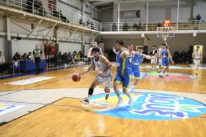 Ο Αίολος Αγυιάς ηττήθηκε από τον Κεραυνό Αιγίου