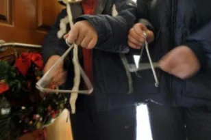 Πεύκη: Σύλληψη δύο ανηλίκων για ληστεία σε παιδιά που έλεγαν τα κάλαντα