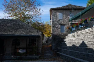 Καλαρρύτες Ιωαννίνων: Ηπειρώτική αρχοντιά