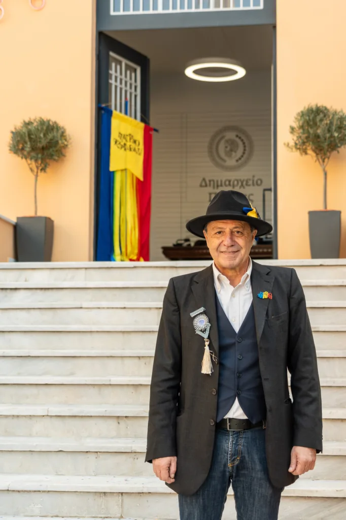 Πατρινό Καρναβάλι 2026: Παραδόθηκε το Λάβαρο – Η πόλη μπήκε επίσημα σε καρναβαλικούς ρυθμούς