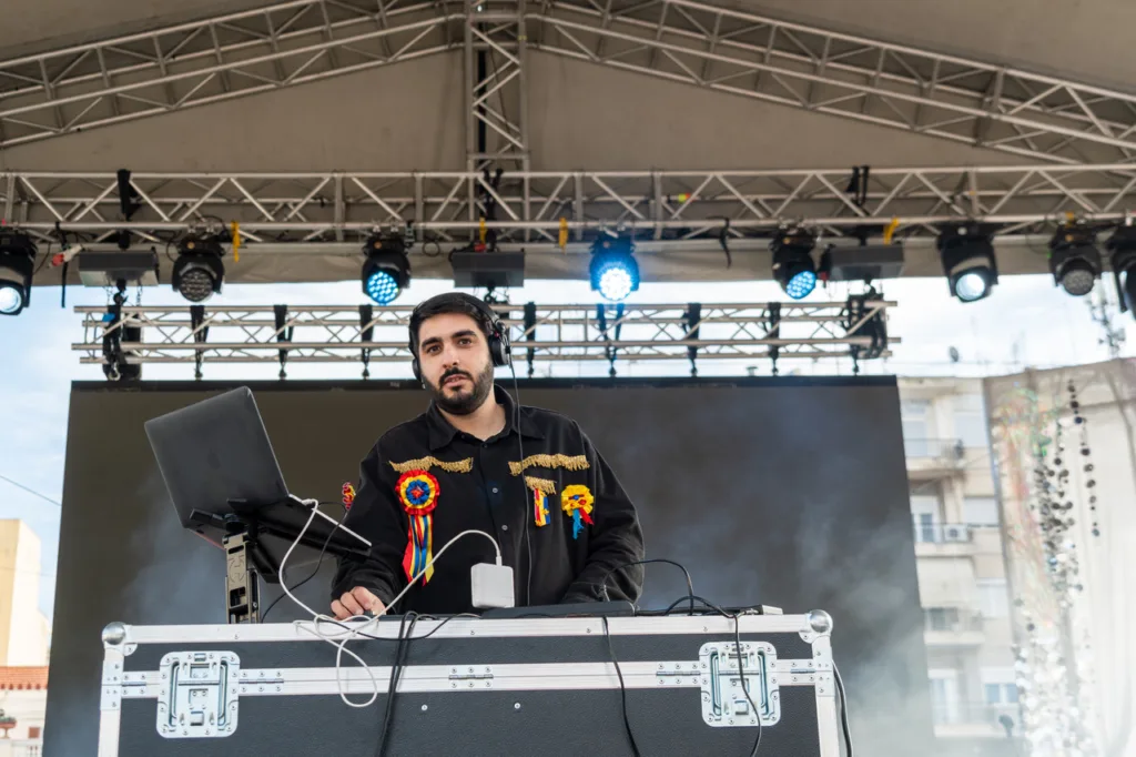 Πατρινό Καρναβάλι 2026: Παραδόθηκε το Λάβαρο – Η πόλη μπήκε επίσημα σε καρναβαλικούς ρυθμούς