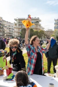 Πατρινό Καρναβάλι 2026: Πλημμύρισε από κόσμο η Πλατεία Ντε Μιράντα για τη 2η Καρναβαλούπολη ΦΩΤΟ