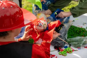 Πατρινό Καρναβάλι 2026: Πλημμύρισε από κόσμο η Πλατεία Ντε Μιράντα για τη 2η Καρναβαλούπολη ΦΩΤΟ