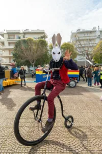 Πατρινό Καρναβάλι 2026: Πλημμύρισε από κόσμο η Πλατεία Ντε Μιράντα για τη 2η Καρναβαλούπολη ΦΩΤΟ