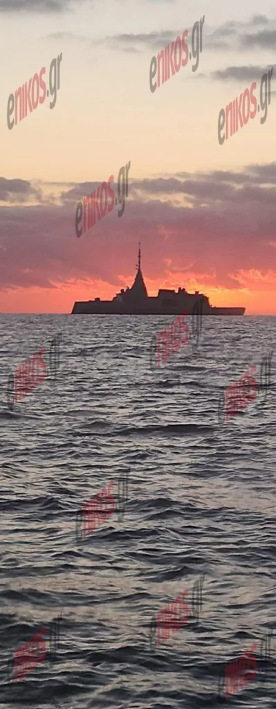 Σε ελληνικά ύδατα ο «Κίμων»: Εντυπωσιακές ΦΩΤΟ της νέας φρεγάτας Belharra - Τον υποδέχθηκαν το «Αβέρωφ» και την τριήρη «Ολυμπιάς» - Δείτε ΑΠΕΥΘΕΙΑΣ