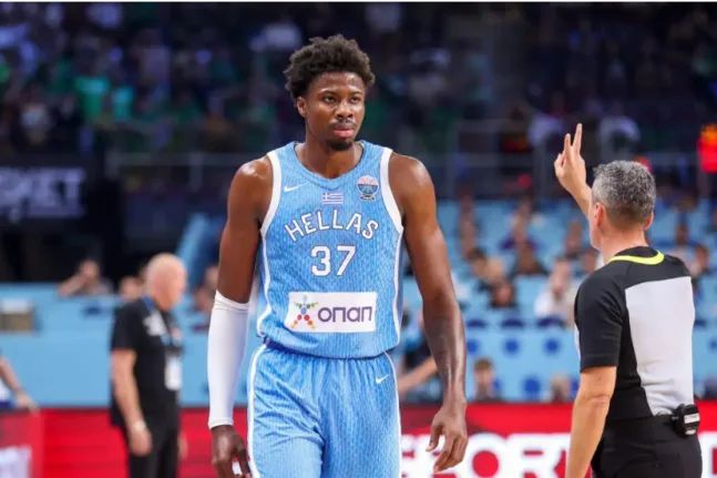 Ο Κώστας Αντετοκούνμπο είναι κι επίσημα παίκτης του Άρη