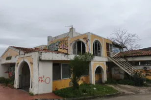 Πάτρα: Προσαγωγές μετά από επεισόδιο στη Μαρίνα, στον χώρο του πρώην «Λάγιος»