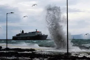 Κακοκαιρία: Απαγορευτικό απόπλου στα λιμάνια της Αττικής