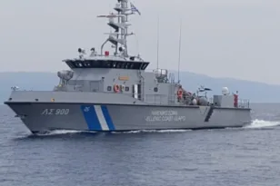 Χίος: Εντοπίστηκαν 36 παράνομοι μετανάστες - Επιασαν τον διακινητή μετά από καταδίωξη