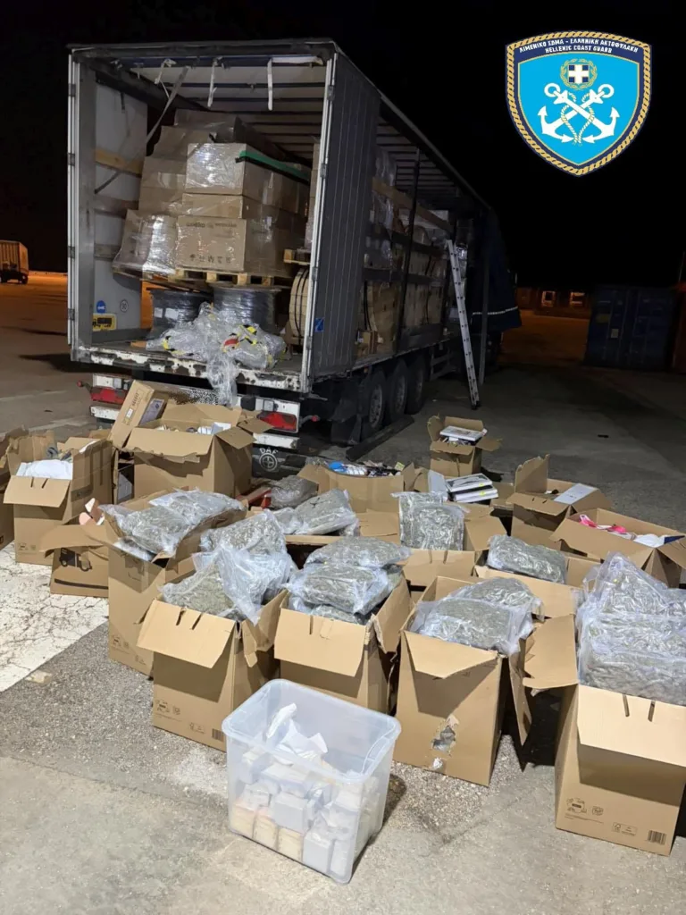Πάτρα: Νέα μεγάλη ποσότητα ναρκωτικών «δέσμευσαν» λιμενικοί, δυο συλλήψεις ΦΩΤΟ