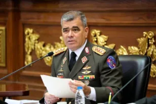 Υπουργός Άμυνας της Βενεζουέλας: Θα αντισταθούμε στα ξένα στρατεύματα