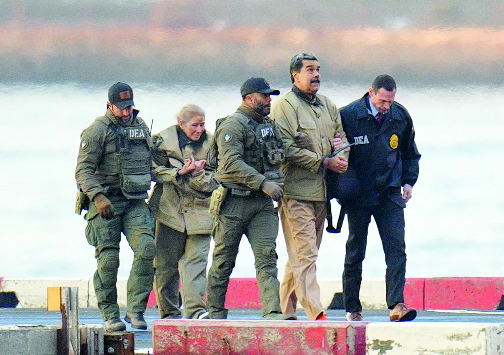 «Δόγμα Τραμπ, θα έχει και συνέχεια...» - Γεωπολιτικοί αναλυτές μιλούν για το τι έπεται μετά τις εξελίξεις στη Βενεζουέλα