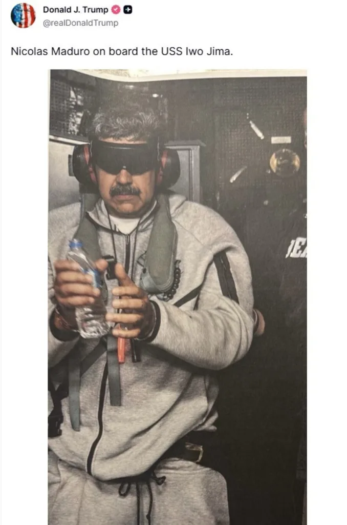 Ο Τραμπ έδωσε στη δημοσιότητα φωτογραφία του Νικολάς Μαδούρο μετά τη σύλληψή του