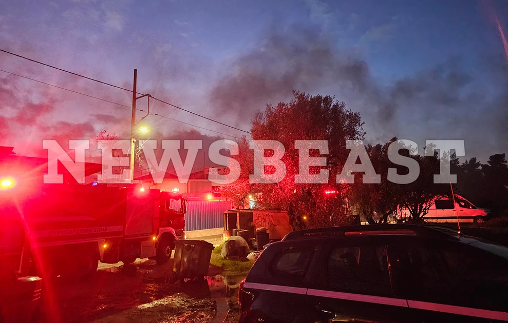 Μενίδι: Πύρινη κόλαση, κάηκαν τρια εργοστάσια ΦΩΤΟ