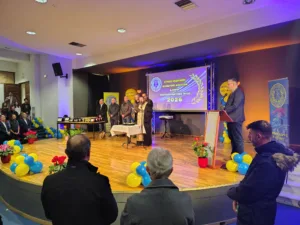 Βασιλόπιτα πριν τον 14ο Ημιμαραθώνιο Αιγιάλειας ο Αθηνόδωρος - Φωτογραφίες