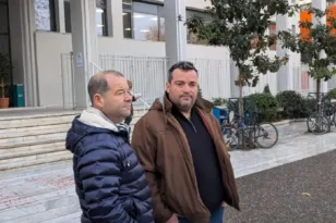 Στην Εισαγγελία Λάρισας οι αγρότες με τα βανδαλισμένα τρακτέρ στο μπλόκο της Νίκαιας