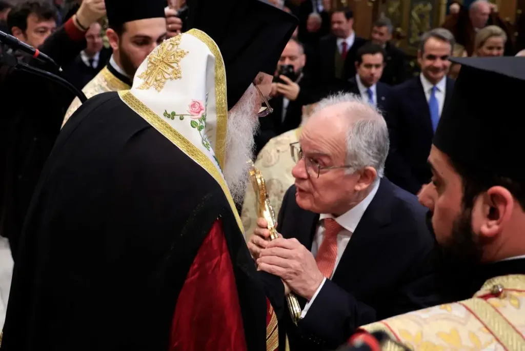 Πρωτοχρονιάτικη δοξολογία στη Μητρόπολη: Παρούσα η πολιτική και πολιτειακή ηγεσία για το 2026 ΦΩΤΟ