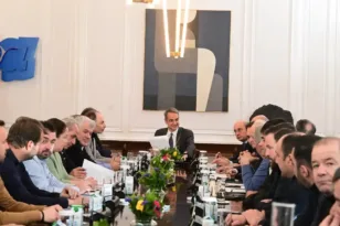 «Ουσιαστική και με νέα μέτρα η συνάντηση με τους αγρότες» το μήνυμα Μητσοτάκη μετά το τέλος της συνάντησης, ΒΙΝΤΕΟ