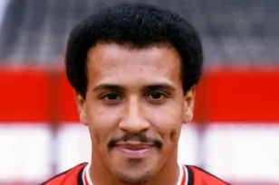 Ζάκυνθος: Ζούσε 10 χρόνια ως πρώην παίκτης της Μάντσεστερ Γιουνάιτεντ – Η απάτη αποκαλύφθηκε μετά τον θάνατό του