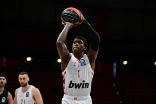 Νοκ-άουτ και άλλος παίκτης στον Ολυμπιακό μετά τον Μιλουτίνοφ