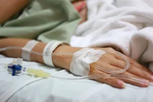 Αυτοί είναι οι ιοί που ανησυχούν πολύ τους λοιμωξιολόγους