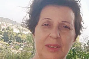 Ύστατο «χαίρε» στην Ουρανία Θεοφίλη: Ομορφη ψυχή, όπως τα άνθη που πουλούσε