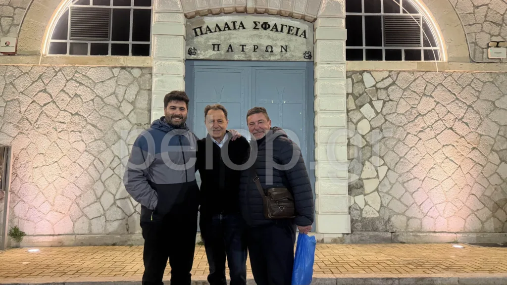 Πάτρα: Τα Παλαιά Σφαγεία φωτίστηκαν και εντυπωσιάζουν ΦΩΤΟ