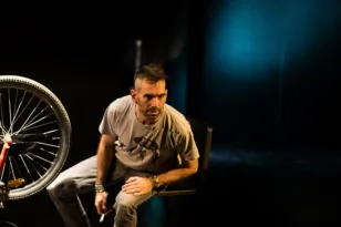 Ο Γιάννης Πανουτσόπουλος στην «Π»: Συνάντηση με τον καλό εαυτό