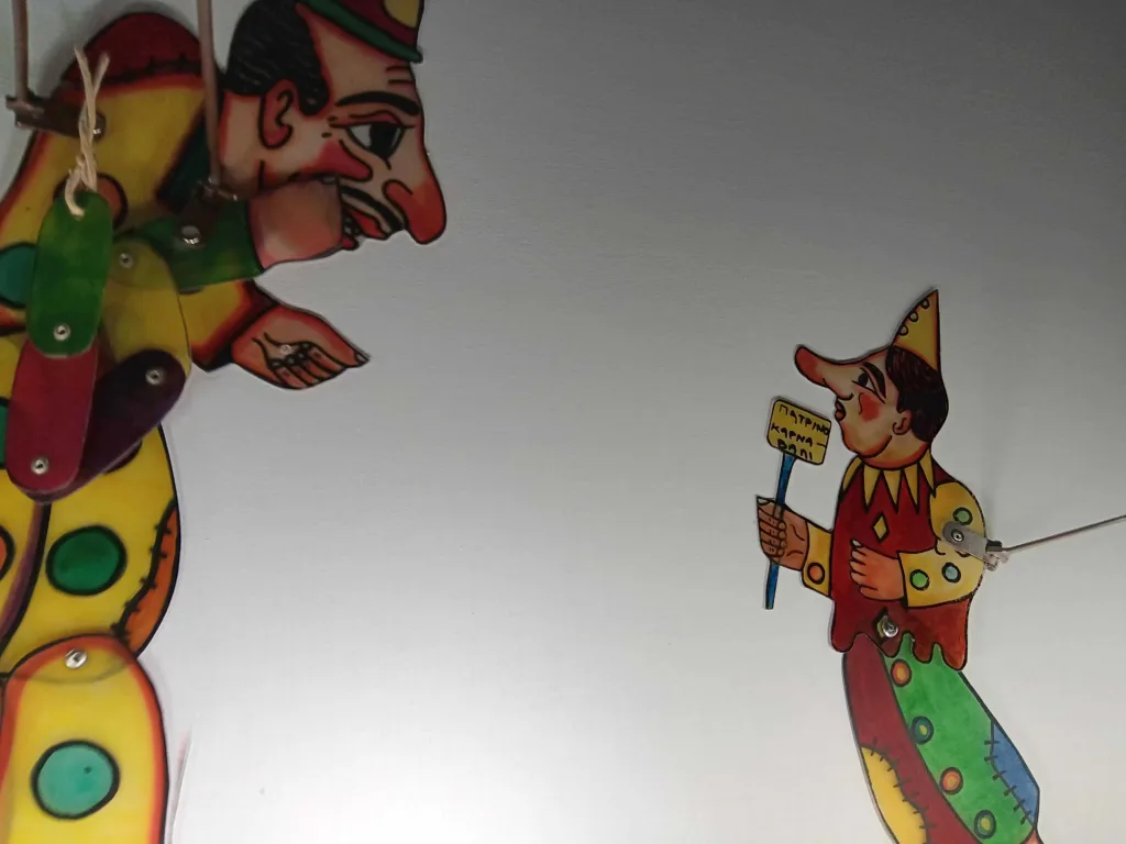 Πάτρα: Ο Καραγκιόζης «βασιλιάς Καρνάβαλος» στο καραγκιοζοθέατρο Περί Σκιών