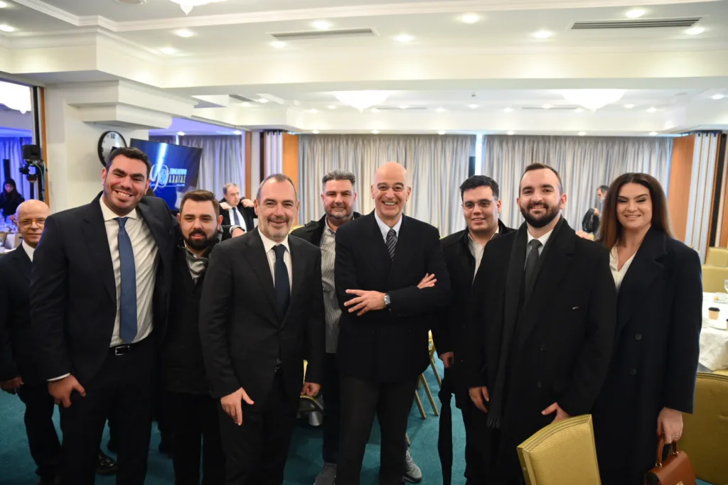 Νίκος Δένδιας στην πίτα του Επιμελητηρίου Αχαΐας: «Η Αχαΐα έχει όλα τα στοιχεία για ταχεία ανάπτυξη» Νίκος Δένδιας στην πίτα του Επιμελητηρίου Αχαΐας: «Η Αχαΐα έχει όλα τα στοιχεία για ταχεία ανάπτυξη»