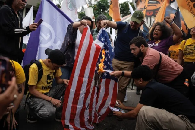 Στέιτ Ντιπάρτμεντ προς Αμερικανούς πολίτες: «Εγκαταλείψτε άμεσα τη Βενεζουέλα»