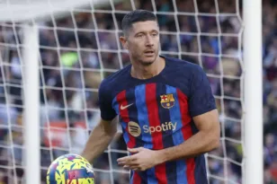 Ο Λεβαντόφσκι και τα νέα του επιτεύγματα με τη Μπαρτσελόνα στο Champions League