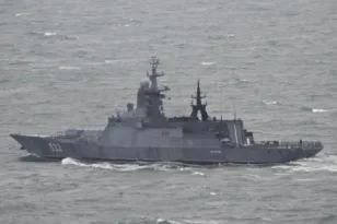 Βρετανική αναχαίτιση ρωσικών πλοίων στη Μάγχη – Σε επιφυλακή το Βασιλικό Ναυτικό