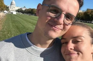 Μαρία Σάκκαρη: Το καλοκαίρι του 2027 ο γάμος με τον Κωνσταντίνο Μητσοτάκη – «Με ωθεί να συνεχίσω τα όνειρά μου»