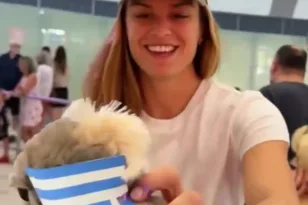 Μαρία Σάκκαρη: «Είμαι πολύ τυχερή», οι πρώτες δηλώσεις για τον αρραβώνα με τον Κωνσταντίνο Μητσοτάκη ΒΙΝΤΕΟ