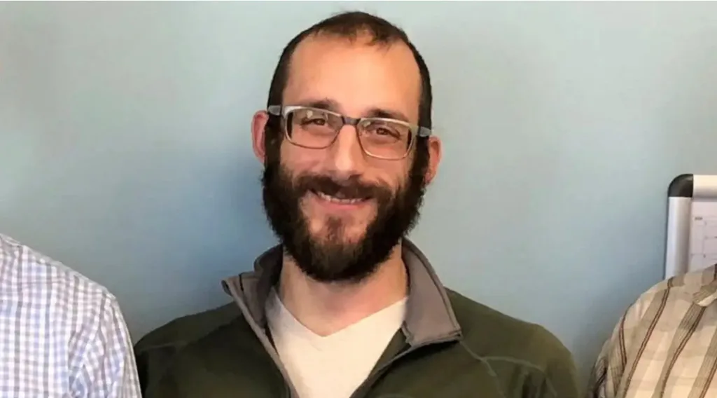 Μινεσότα: Άλεξ Πρέτι, ο 37χρονος νοσηλευτής που «βοηθούσε ανθρώπους» δολοφονήθηκε από την ICE Μινεσότα: Άλεξ Πρέτι, ο 37χρονος νοσηλευτής που «βοηθούσε ανθρώπους» δολοφονήθηκε από την ICE