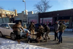 Μινεσότα: Άλεξ Πρέτι, ο 37χρονος νοσηλευτής που «βοηθούσε ανθρώπους» δολοφονήθηκε από την ICE