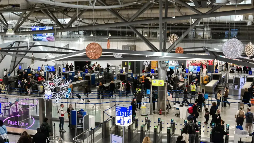 Αποκαταστάθηκε το πρόβλημα στον FIR Αθηνών: Σενάρια για κυβερνοεπίθεση, συνεχίζονται οι καθυστερήσεις