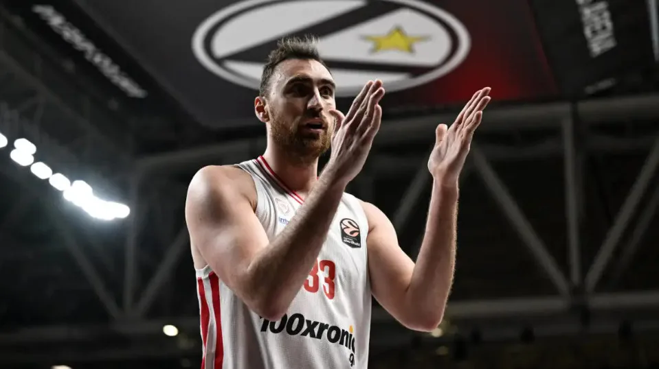 Ολυμπιακός: Παίζει ο Μιλουτίνοφ κόντρα στην Μπάγερν Μονάχου