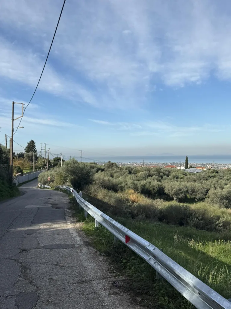 Πάτρα: Τοποθέτηση στηθαίων και κιγκλιδωμάτων από τον Δήμο, οι περιοχές ΦΩΤΟ Πάτρα: Τοποθέτηση στηθαίων και κιγκλιδωμάτων από τον Δήμο, οι περιοχές ΦΩΤΟ