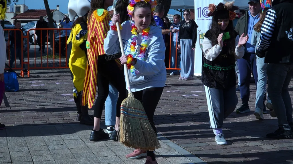 Τα Ψηλά Αλώνια έγιναν αρένα παιχνιδιού: Kαρναβαλικές δοκιμασίες με τα πληρώματα του Κρυμμένου Θησαυρού ΦΩΤΟ