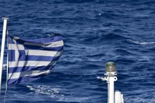 Σταδιακή εξασθένηση των ανέμων: Περιορισμένες δυσκολίες στις θαλάσσιες συνδέσεις του Αργοσαρωνικού - Ποια δρομολόγιο δεν εκτελούνται