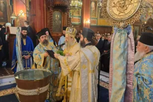 Τα Θεοφάνεια στην Πάτρα, με λαμπρότητα ο εορτασμός ΦΩΤΟ