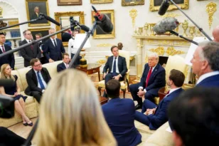 Βρυξέλλες: Εκτακτη συνεδρίαση της ΕΕ για να απαντήσει στους δασμούς-τιμωρία του Τραμπ