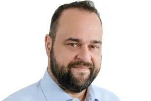 Αϊβαλής: Το Δημοτικό Συμβούλιο να πάρει θέση για τις εξελίξεις στη Βενεζουέλα και το διεθνές δίκαιο