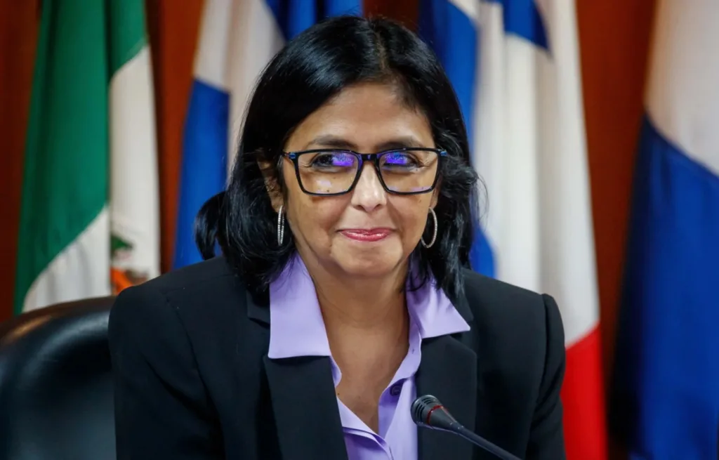 Αγωνία για την επόμενη μέρα στη Βενεζουέλα: Υπό κράτηση σε φυλακή στη Νέα Υόρκη ο Μαδούρο ΦΩΤΟ-ΒΙΝΤΕΟ Αγωνία για την επόμενη μέρα στη Βενεζουέλα: Υπό κράτηση σε φυλακή στη Νέα Υόρκη ο Μαδούρο ΦΩΤΟ-ΒΙΝΤΕΟ