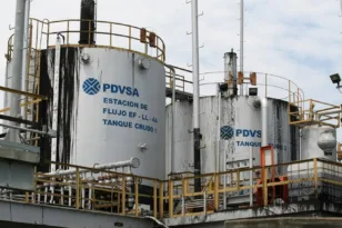 Σε ιδιώτες τα πετρέλαια της Βενεζουέλας για πρώτη φορά μετά από 20 χρόνια