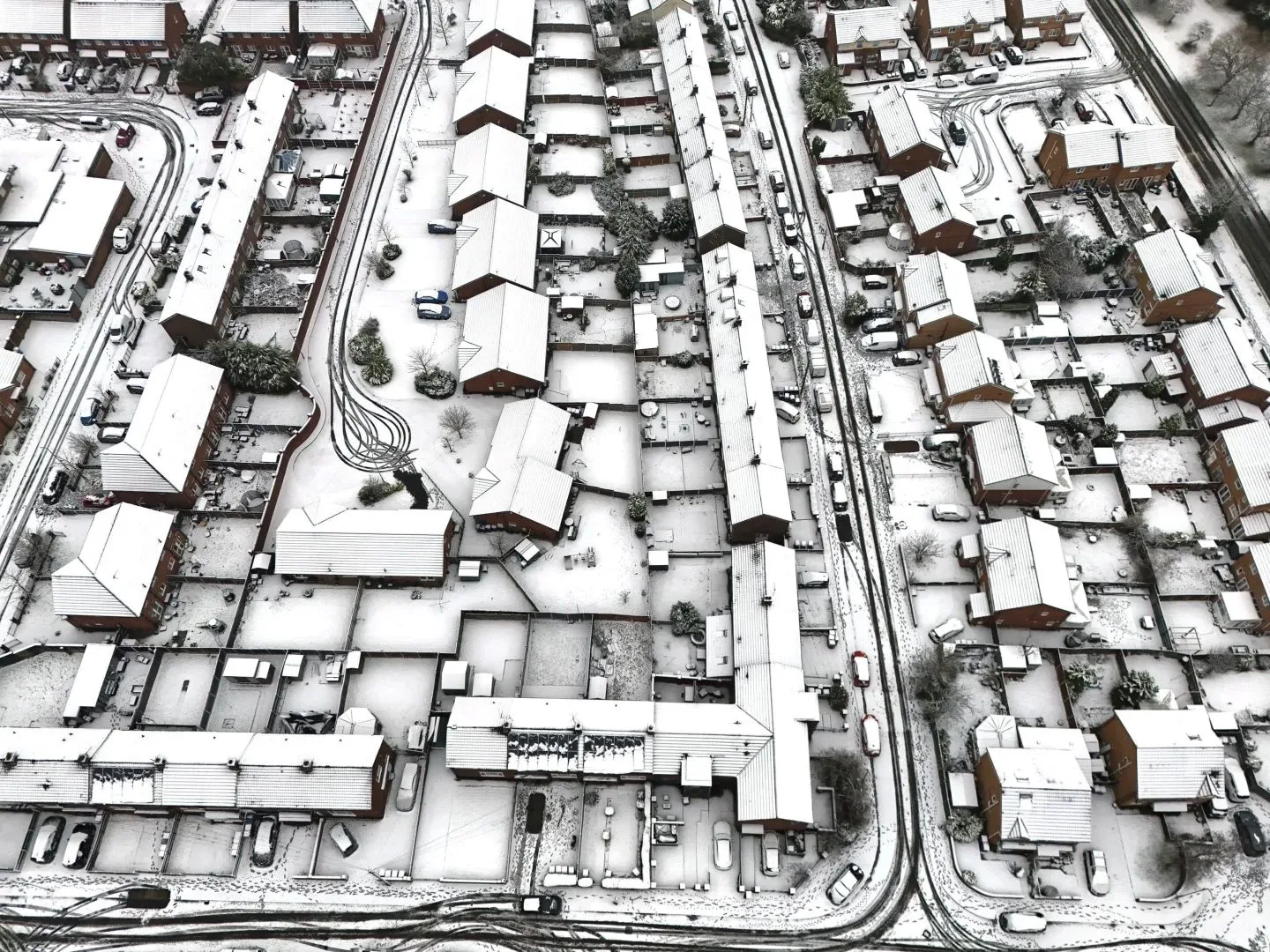 Πολική κακοκαιρία στην Ευρώπη: 6 νεκροί, προβλήματα στις συγκοινωνίες, ακυρώσεις πτήσεων ΒΙΝΤΕΟ