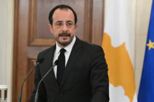 Χριστοδουλίδης για το βίντεο με τις μίζες: Καλεί όποιον έχει στοιχεία να τα καταθέσει στις Αρχές